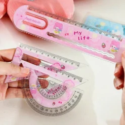 Bộ thước eke 4 món Capybara, Cinnamoroll