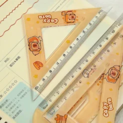 Bộ thước eke 4 món Capybara, Cinnamoroll