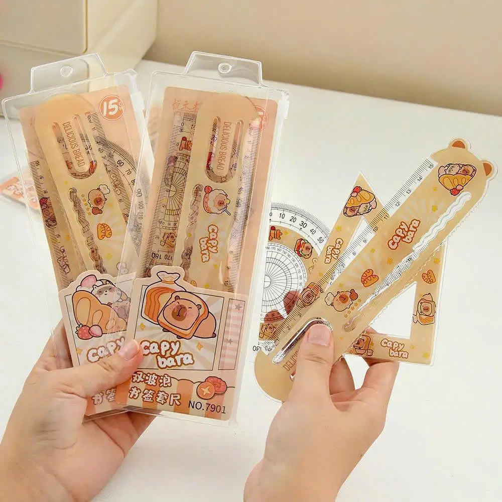 Bộ thước eke 4 món Capybara, Cinnamoroll